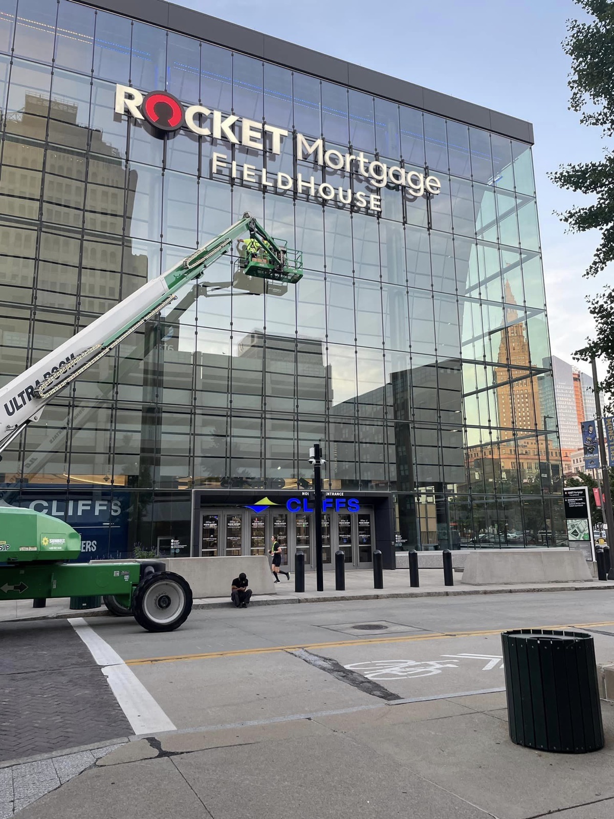 Bird Divert Clear UV markers applied to glass facade